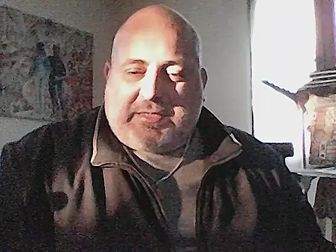 Snapshot of Paolino_8316 chatting on 11/09/25, 03:10 Paolino 8316 online show from 11/09/25, 03:10