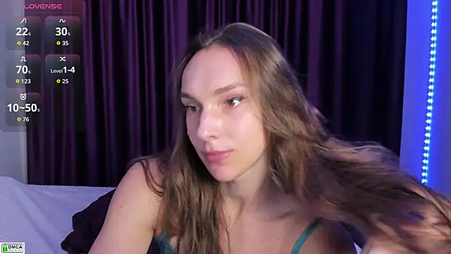 Snapshot of goodnightkitty chatting on 10/27/25, 10:03 goodnightkitty online show from 10/27/25, 10:03