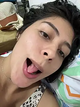 Snapshot of Sophie__Foxxx chatting on 01/30/25, 09:36 Sophie  Foxxx online show from 01/30/25, 09:36