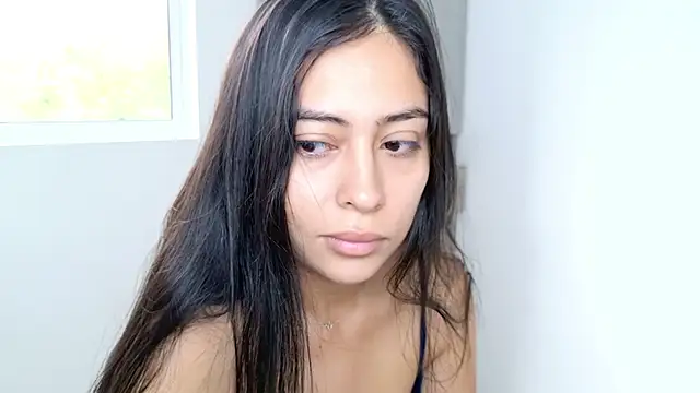 Snapshot of Sophie__Foxxx chatting on 02/08/25, 01:01 Sophie  Foxxx online show from 02/08/25, 01:01