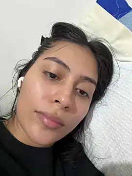 Snapshot of Sophie__Foxxx chatting on 02/28/25, 10:06 Sophie  Foxxx online show from 02/28/25, 10:06