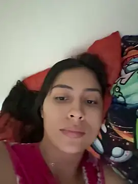 Snapshot of Sophie__Foxxx chatting on 03/13/25, 08:22 Sophie  Foxxx online show from 03/13/25, 08:22