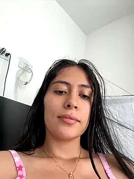 Snapshot of Sophie__Foxxx chatting on 09/08/25, 08:08 Sophie  Foxxx online show from 09/08/25, 08:08