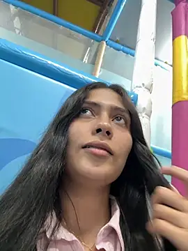 Snapshot of Sophie__Foxxx chatting on 09/10/25, 12:32 Sophie  Foxxx online show from 09/10/25, 12:32