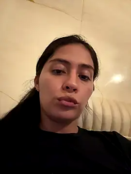 Snapshot of Sophie__Foxxx chatting on 09/15/25, 04:01 Sophie  Foxxx online show from 09/15/25, 04:01