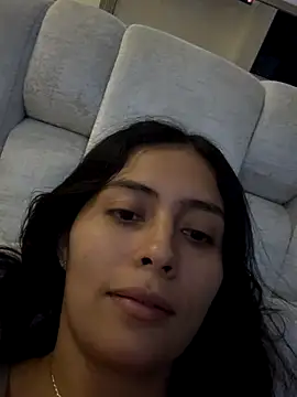 Snapshot of Sophie__Foxxx chatting on 09/19/25, 04:58 Sophie  Foxxx online show from 09/19/25, 04:58