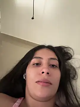 Snapshot of Sophie__Foxxx chatting on 09/25/25, 05:44 Sophie  Foxxx online show from 09/25/25, 05:44