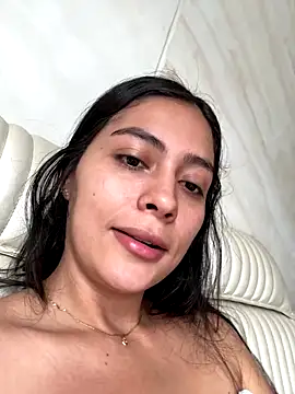 Snapshot of Sophie__Foxxx chatting on 10/03/25, 04:37 Sophie  Foxxx online show from 10/03/25, 04:37