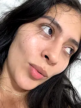 Snapshot of Sophie__Foxxx chatting on 10/08/25, 08:01 Sophie  Foxxx online show from 10/08/25, 08:01