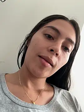 Snapshot of Sophie__Foxxx chatting on 10/18/25, 09:37 Sophie  Foxxx online show from 10/18/25, 09:37