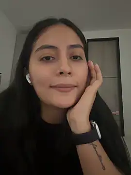 Sophie  Foxxx online show from 04/15/26, 09:48