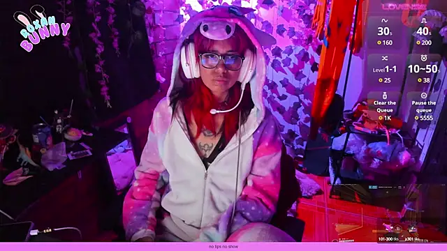 Snapshot of Roxanbunny1 chatting on 02/05/25, 04:16 Roxanbunny1 online show from 02/05/25, 04:16