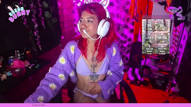 Snapshot of Roxanbunny1 chatting on 02/16/25, 01:36 Roxanbunny1 online show from 02/16/25, 01:36