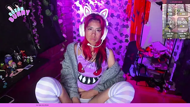 Snapshot of Roxanbunny1 chatting on 02/19/25, 05:38 Roxanbunny1 online show from 02/19/25, 05:38