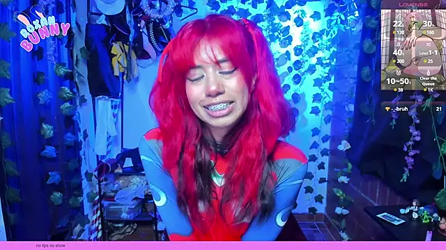 Snapshot of Roxanbunny1 chatting on 03/07/25, 04:02 Roxanbunny1 online show from 03/07/25, 04:02