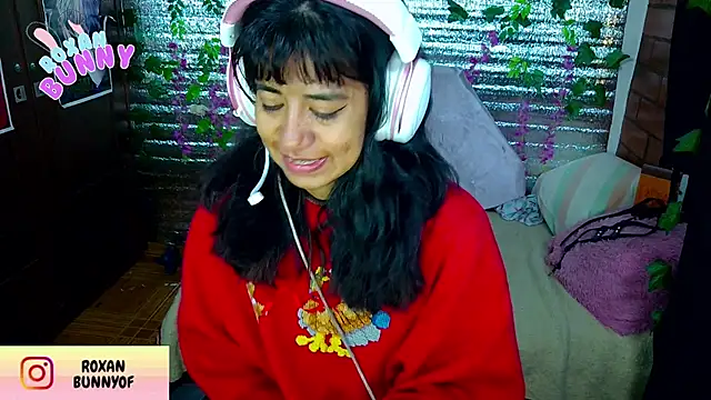 Roxanbunny1 online show from 02/02/26, 01:48