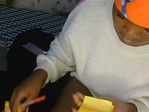 Pretty hazel online show from 03/02/26, 07:15