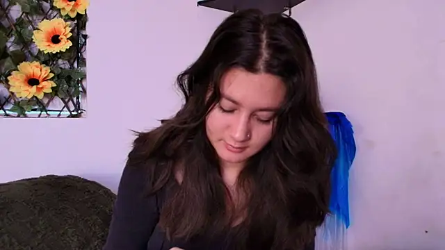 Snapshot of kisstarxxx chatting on 03/18/26, 08:01 kisstarxxx online show from 03/18/26, 08:01