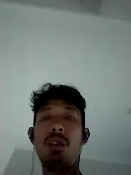 Dwirosebig online show from 11/21/25, 09:52