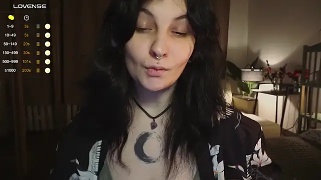 Snapshot of kshishtan chatting on 02/12/25, 04:23 kshishtan online show from 02/12/25, 04:23