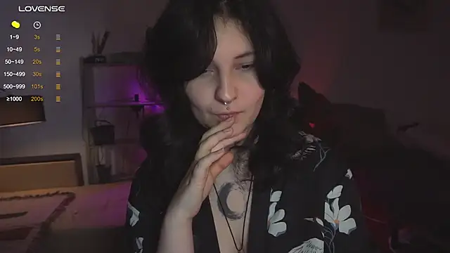 Snapshot of kshishtan chatting on 03/13/25, 06:26 kshishtan online show from 03/13/25, 06:26