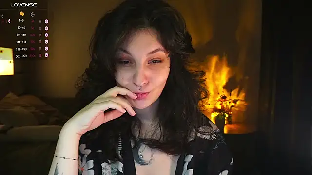 Snapshot of kshishtan chatting on 10/23/25, 05:07 kshishtan online show from 10/23/25, 05:07