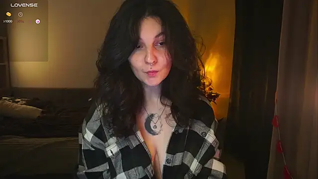 Snapshot of kshishtan chatting on 12/04/25, 05:28 kshishtan online show from 12/04/25, 05:28