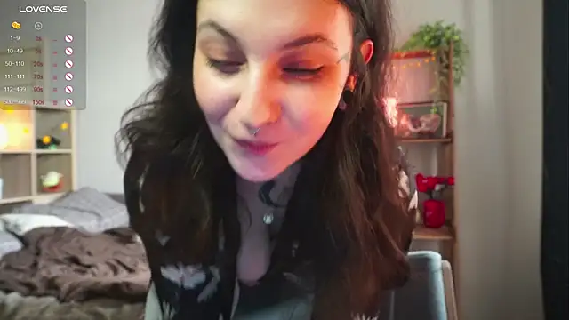 Snapshot of kshishtan chatting on 04/11/26, 07:45 kshishtan online show from 04/11/26, 07:45