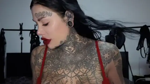 Snapshot of claudiacvc95 chatting on 03/09/26, 04:49 claudiacvc95 online show from 03/09/26, 04:49