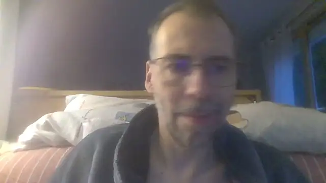 ptitcanard60600 online show from 10/04/25, 05:33