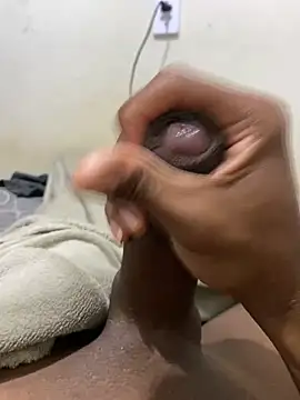 Ricardo063 online show from 11/25/25, 10:15