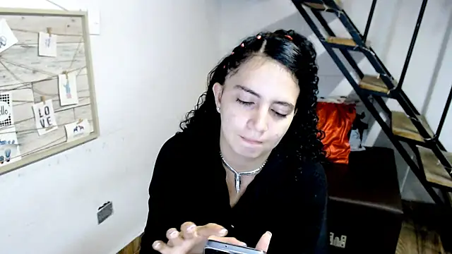 samantha baby  online show from 03/14/25, 09:00