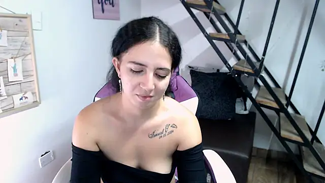 samantha baby  online show from 10/08/25, 07:22