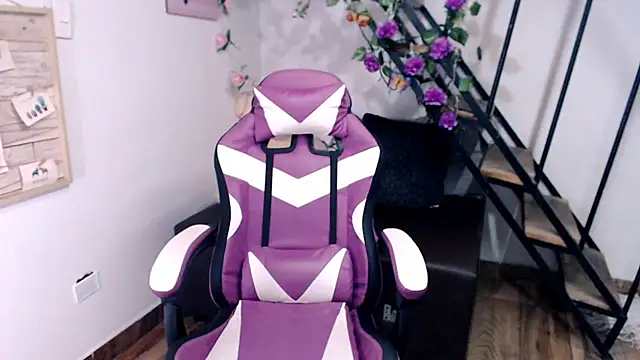 Snapshot of samantha_baby_ chatting on 03/07/26, 06:05 samantha baby online show from 03/07/26, 06:05