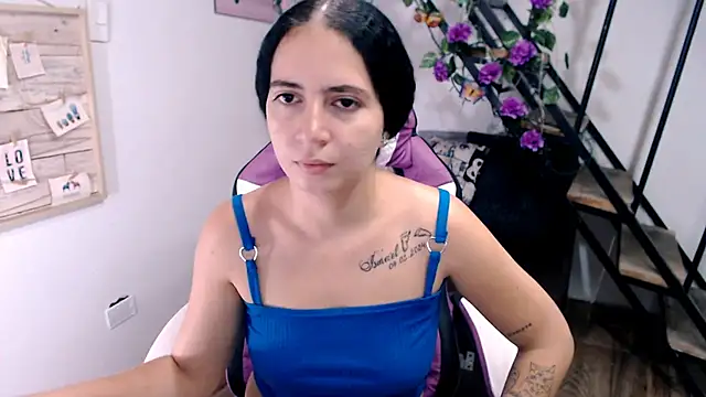 Snapshot of samantha_baby_ chatting on 03/13/26, 04:57 samantha baby online show from 03/13/26, 04:57