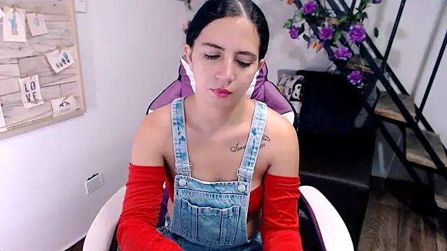 Snapshot of samantha_baby_ chatting on 04/04/26, 11:40 samantha baby online show from 04/04/26, 11:40