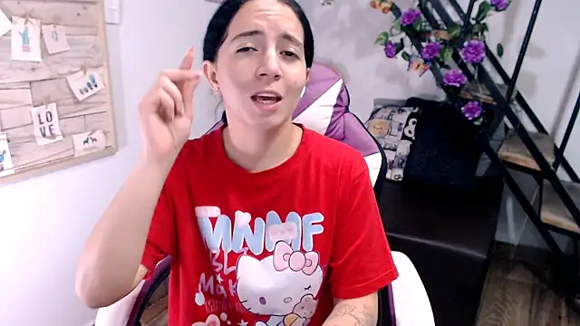 Snapshot of samantha_baby_ chatting on 04/08/26, 06:19 samantha baby online show from 04/08/26, 06:19