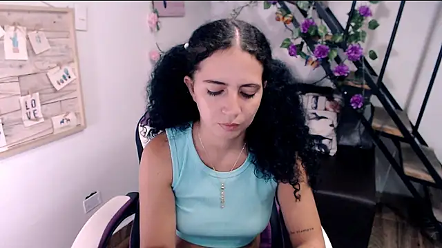 Snapshot of samantha_baby_ chatting on 06/07/26, 08:34 samantha baby online show from 06/07/26, 08:34