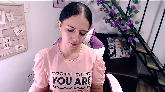 Snapshot of samantha_baby_ chatting on 07/03/26, 06:47 samantha baby online show from 07/03/26, 06:47