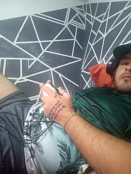 Snapshot of VikinggsSex chatting on 09/30/25, 09:25 VikinggsSex online show from 09/30/25, 09:25