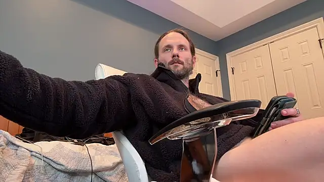 Snapshot of alexmannd chatting on 02/20/25, 03:30 alexmannd online show from 02/20/25, 03:30