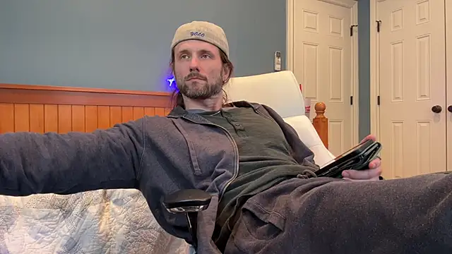 Snapshot of alexmannd chatting on 02/26/25, 04:35 alexmannd online show from 02/26/25, 04:35