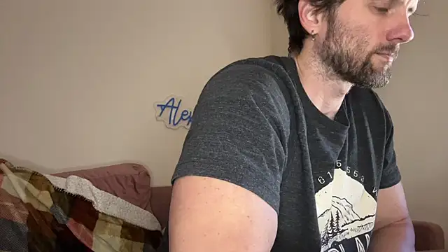 Snapshot of alexmannd chatting on 11/09/25, 04:27 alexmannd online show from 11/09/25, 04:27