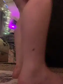 Snapshot of ThICk_JuIcEy chatting on 02/19/26, 03:41 ThICk JuIcEy online show from 02/19/26, 03:41