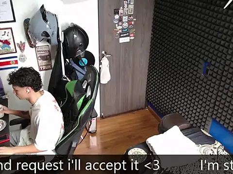 Curly Angel24 online show from 05/19/26, 12:33