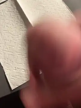 alieno27 online show from 12/24/24, 09:11