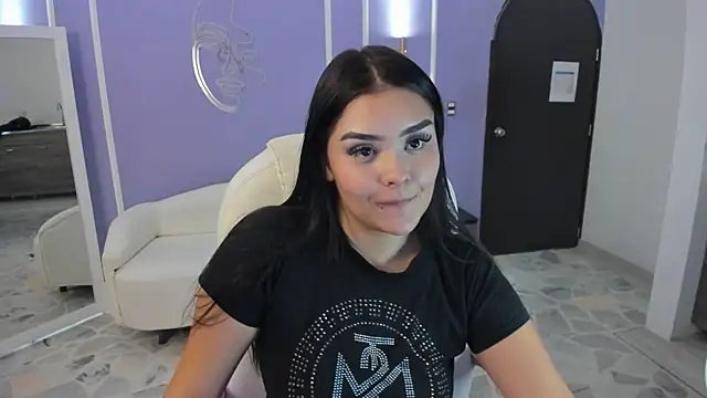 Snapshot of martinasaez chatting on 01/22/25, 12:59 martinasaez online show from 01/22/25, 12:59