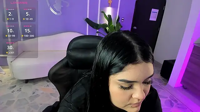 Snapshot of martinasaez chatting on 09/08/25, 08:08 martinasaez online show from 09/08/25, 08:08