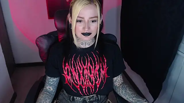 Snapshot of Anaii_Gomez chatting on 01/08/25, 11:09 Anaii Gomez online show from 01/08/25, 11:09