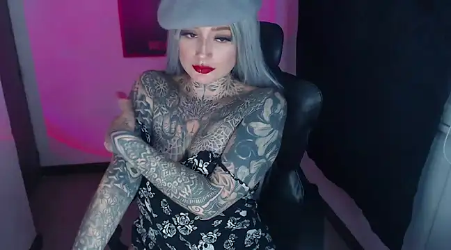 Snapshot of Anaii_Gomez chatting on 02/04/25, 10:34 Anaii Gomez online show from 02/04/25, 10:34